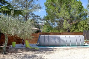 Property grounds - The harvesters' house (Savignargues)
