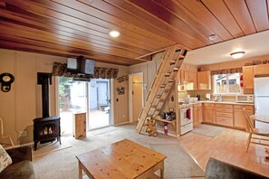 TV, fireplace, DVD player, stereo