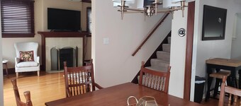 1930s West Virginia Charmer