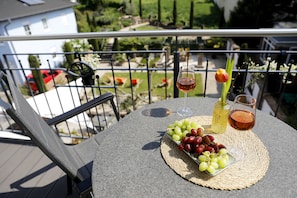 Doppelzimmer, Balkon | Hochwertige Bettwaren, individuell dekoriert, Schreibtisch