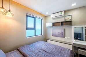 2 ห้องนอน, เครื่องนอนระดับพรีเมียม, เตียงเมมโมรีโฟม, ตู้นิรภัยในห้องพัก