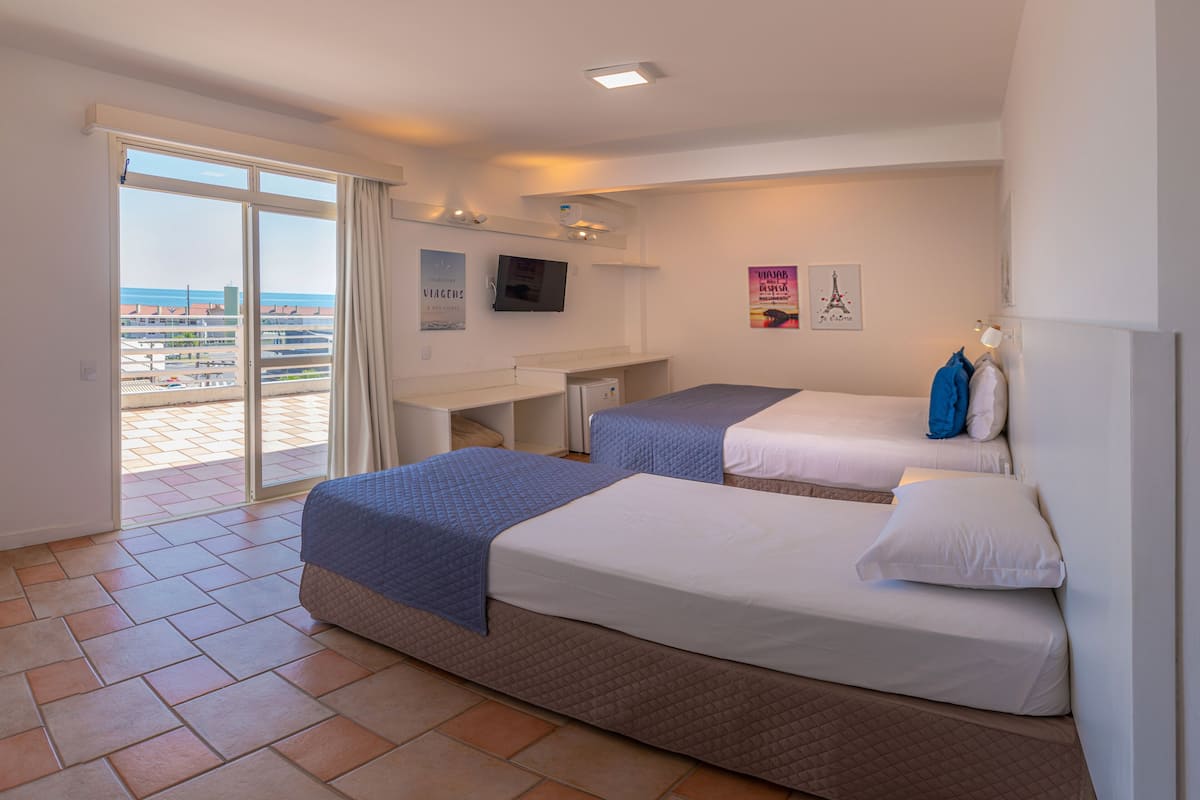 Estudio superior | 1 dormitorio, minibar, escritorio y sistema de insonorización