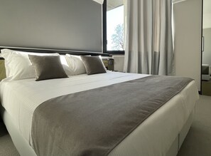 Hypo-allergenic bedding, down duvets, minibar, desk - Hotel Gardenia Fiera (Cermenate)