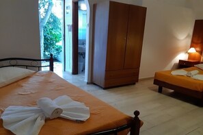 WiFi, bed sheets