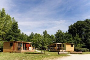 Stacaravan, 2 slaapkamers (Vancouver) | Terras