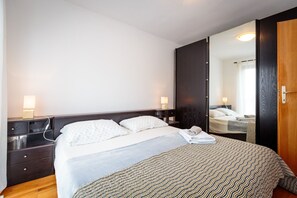 3 Schlafzimmer, Bügeleisen/Bügelbrett, WLAN