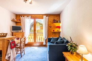 TV - Lovely apartment at the bottom of the slopes (MORZINE)
