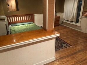 2 makuuhuonetta, Wi-Fi