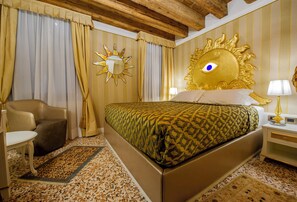 Luxe beddengoed, donsdekens, pillowtop-bedden, een minibar