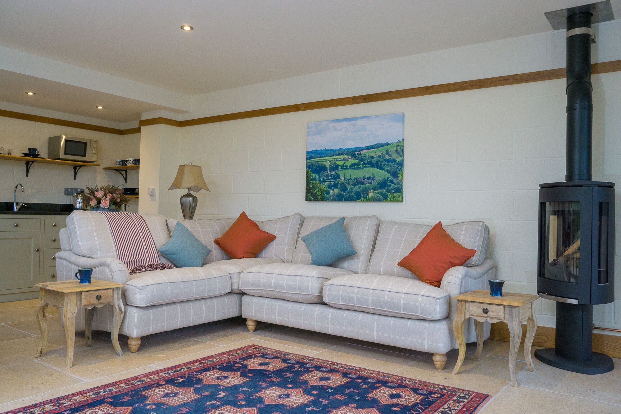 50-Zoll-Flachbildfernseher mit Digitalempfang, Fernseher, Kamin