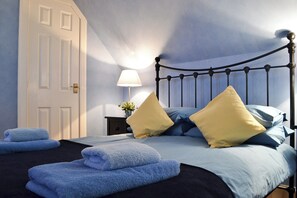 2 bedrooms, free WiFi, bed sheets - 2 bedroom accommodation in Fearnbeg, near Applecross (Fearnbeg, near Applecross)