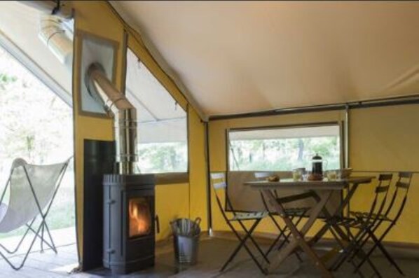 Tent | Courtyard view