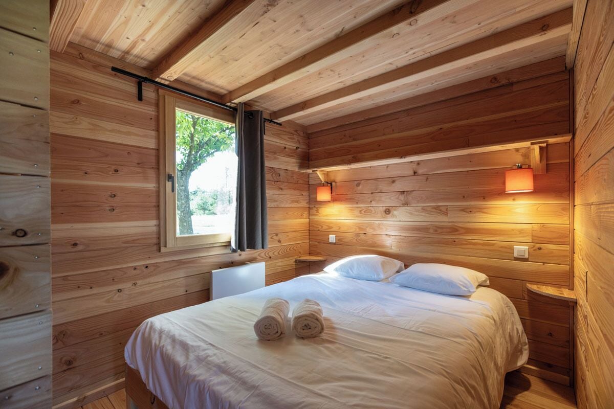 Family Cabin | Cots/infant beds, bed sheets