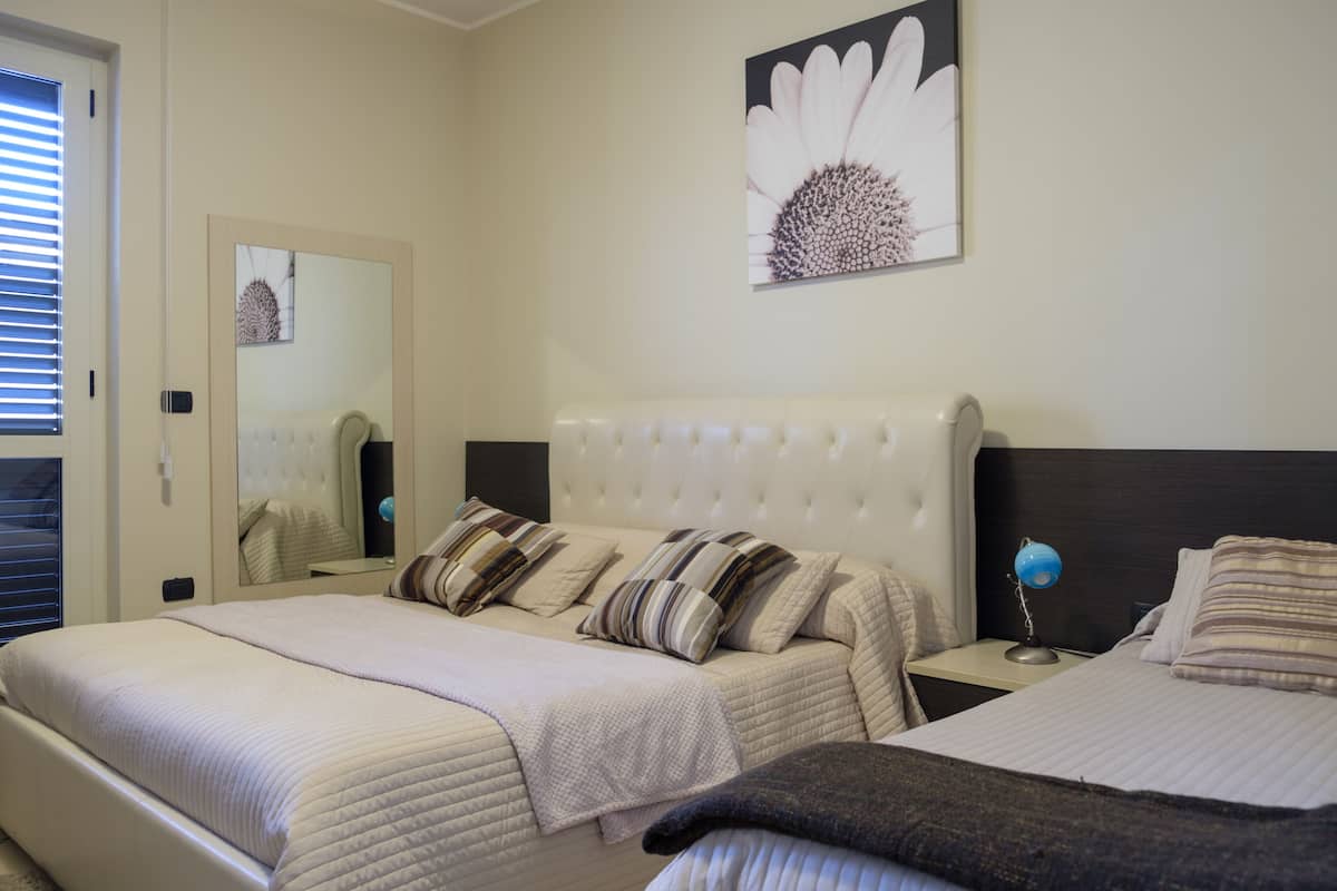 Down duvets, desk, blackout curtains, free WiFi