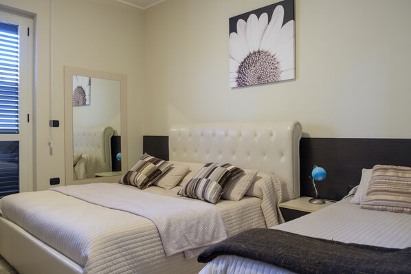 Down duvets, desk, blackout curtains, free WiFi