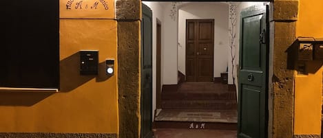 Entrée de l’hébergement