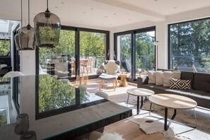 Televisión de pantalla plana