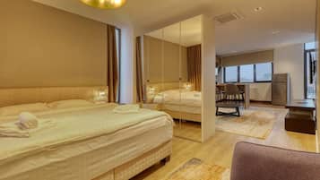 Executive Studio Suite, City View (Ap. 51)