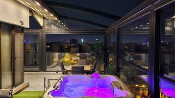 Presidential Suite, City View