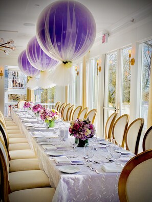 Banquet hall - Roger Sherman Inn (New Canaan)