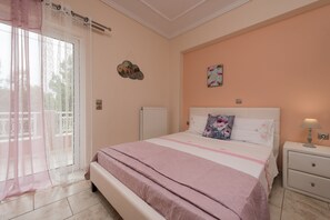 3 chambres, fer et planche à repasser, accès au Wi-Fi (inclus)