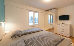 2 Schlafzimmer, BĂŒgeleisen/BĂŒgelbrett, Reisekinderbett, kostenloses WLAN