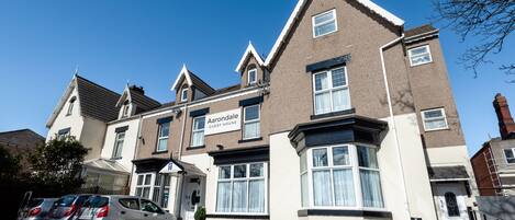 Fachada del alojamiento