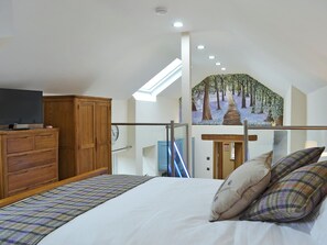 1 bedroom, free WiFi, bed sheets - Bluebell Barn is a perfect hideaway for a week or long weekend. (Okehampton)