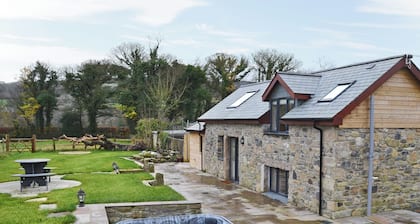 Bluebell Barn is a perfect hideaway for a week or long weekend.