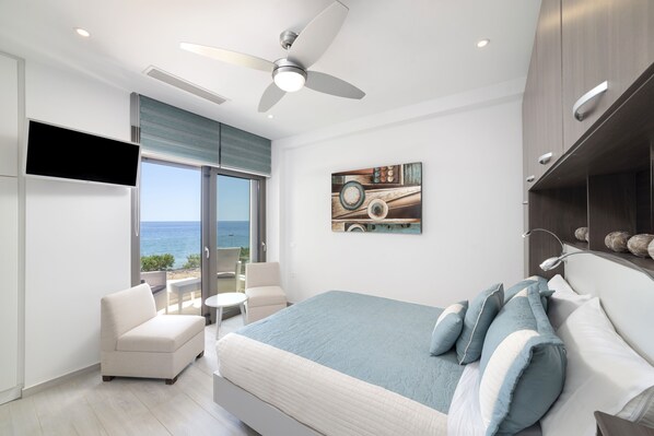 2 Schlafzimmer, Zimmersafe, BĂŒgeleisen/BĂŒgelbrett, Reisekinderbett