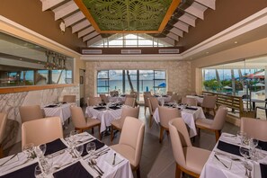 5 间餐厅，供应早餐