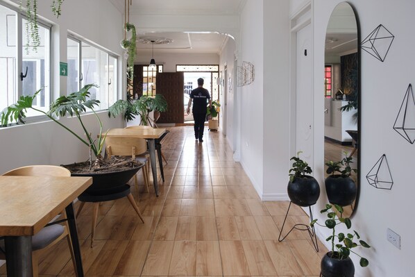 Smart TV - Three House Hostel Boutique (Filandia)