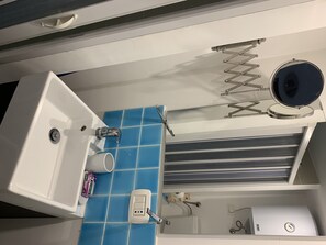 Haartrockner, Handtücher