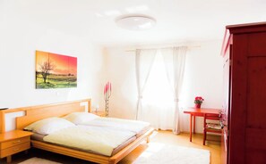 1 makuuhuone, ilmainen Wi-Fi, vuodevaatteet