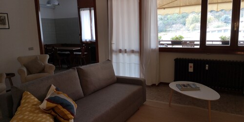 LARGE AND BRIGHT ACCOMMODATION LAKE ORTA