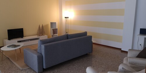 LARGE AND BRIGHT ACCOMMODATION LAKE ORTA