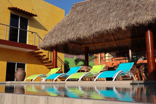 Ulkouima-allas, lämmitetty uima-allas