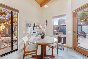 Dining - Sea Ranch cottage with private hot tub, shared pool, & sauna - near Bluff Trail (Sea Ranch)