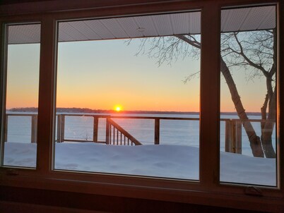 Four Season Waterfront Cottage Over-the-Water view