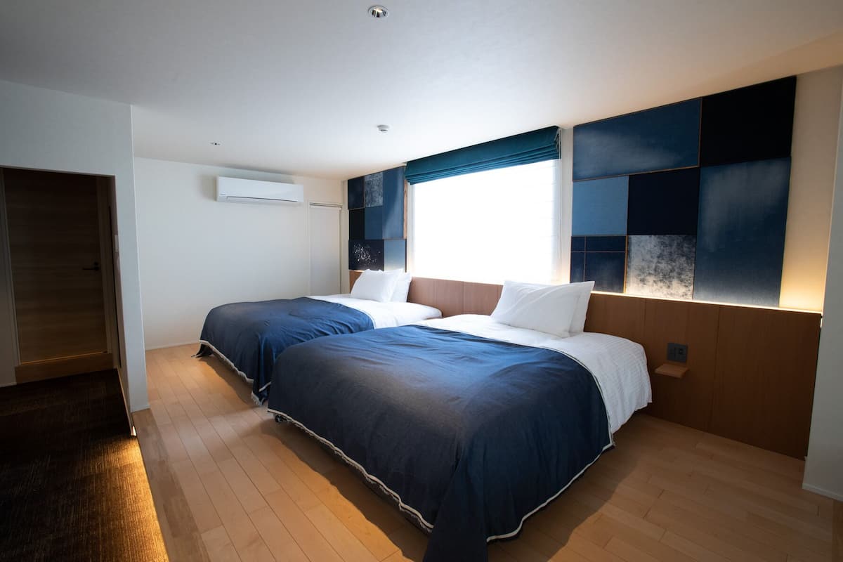 Premium bedding, down comforters, pillowtop beds, individually decorated