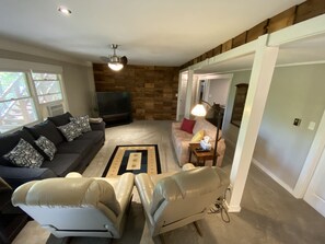 Smart-TV og stereoanlegg