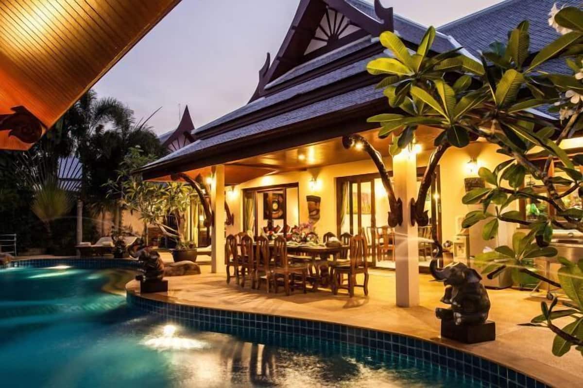 Pool | Outdoor pool, free pool cabanas, pool umbrellas