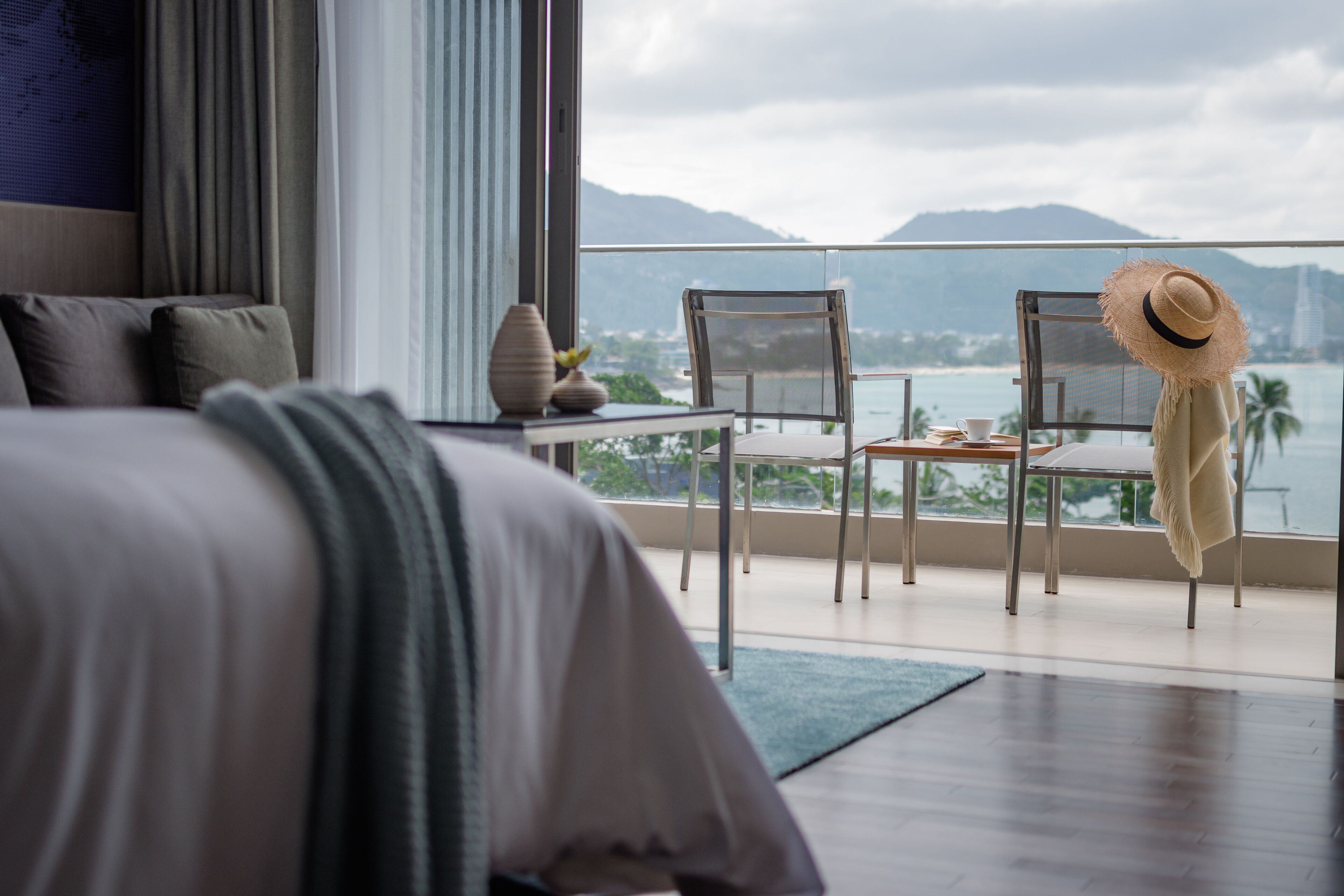 grand ocean room | terrace/patio