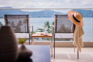 Grand Ocean Room | Balcony view