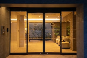 Entrée de l’hébergement