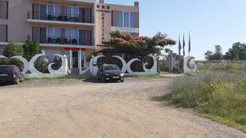 Perincian bahagian luar