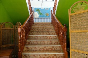 Staircase - OYO 2186 Esbe Hotel Syariah (Tanjung Pandan)