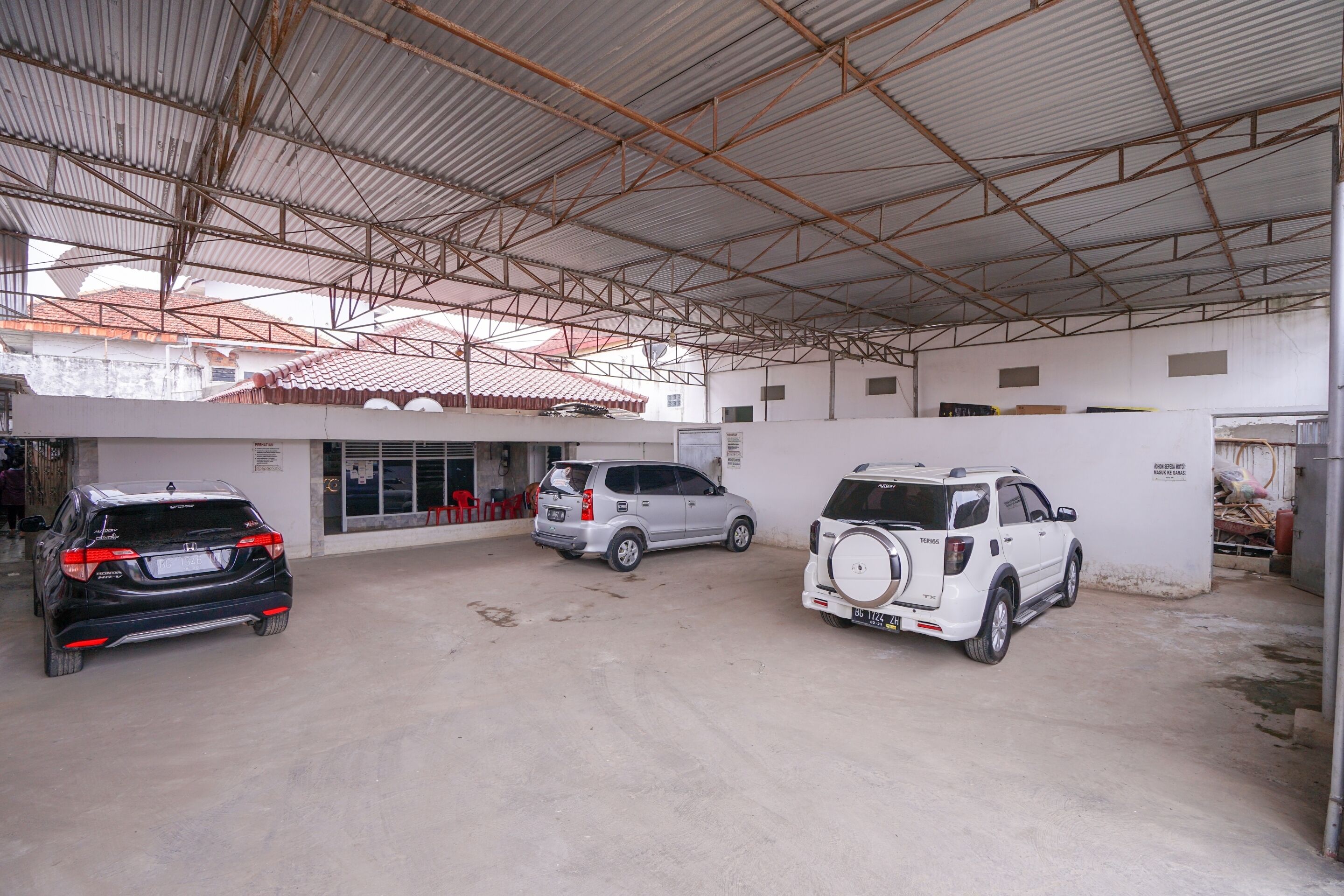 Photo - SUPER OYO 1868 Penginapan Sekip