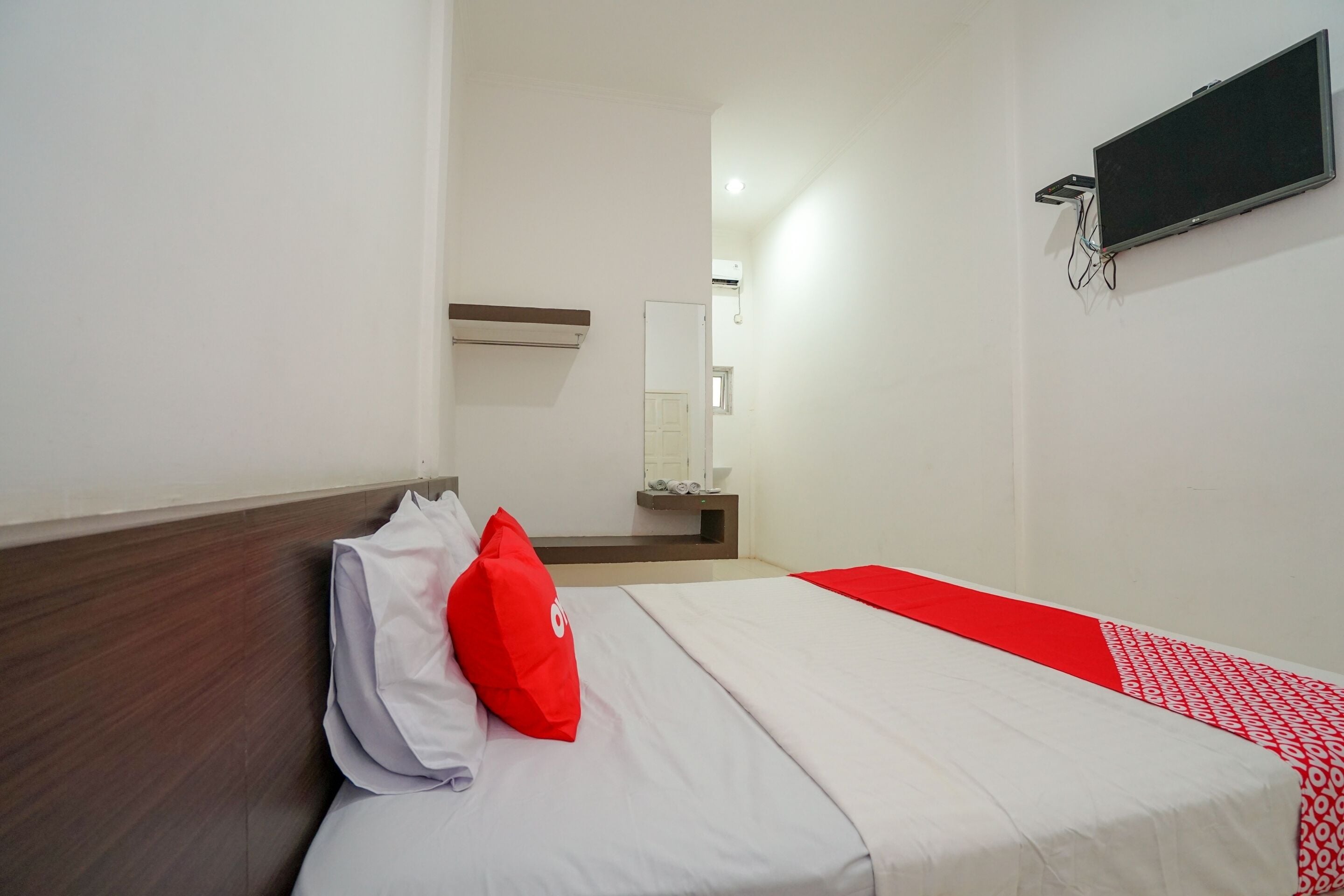 Photo - SUPER OYO 1868 Penginapan Sekip