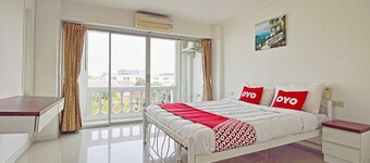 Super OYO 498 Ladawan Villa